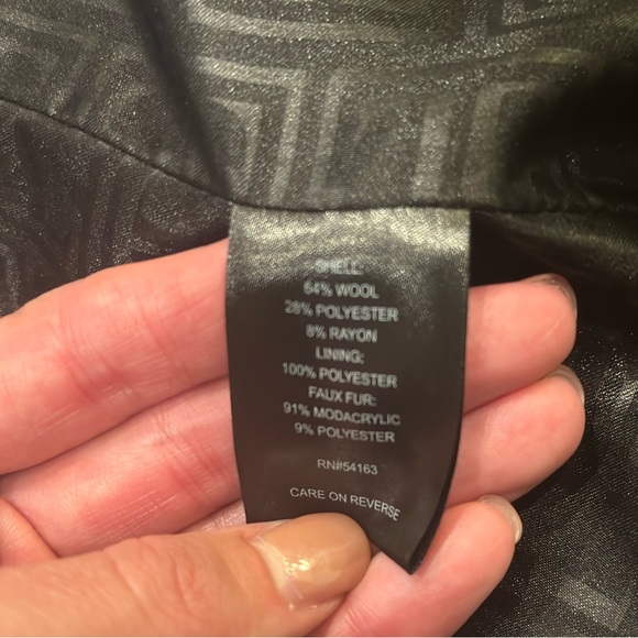 Ivanka Trump Wool Blend Size 4 Black Women Coat with Detachable Fur Hood Jacket - Picture 9 of 12